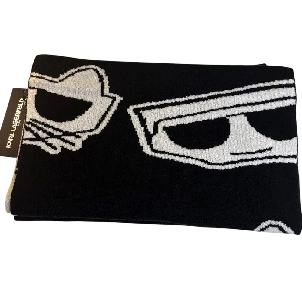 Karl Lagerfeld Paris XoXo Black & White Cat Design Unisex Scarf